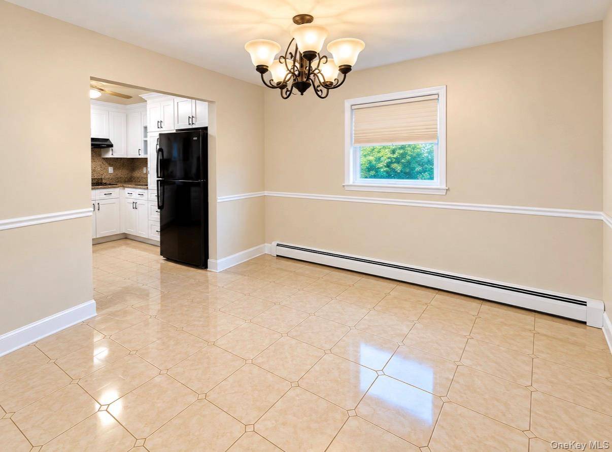 61 Mansion AVE #2 Flr, Yonkers, NY 10704