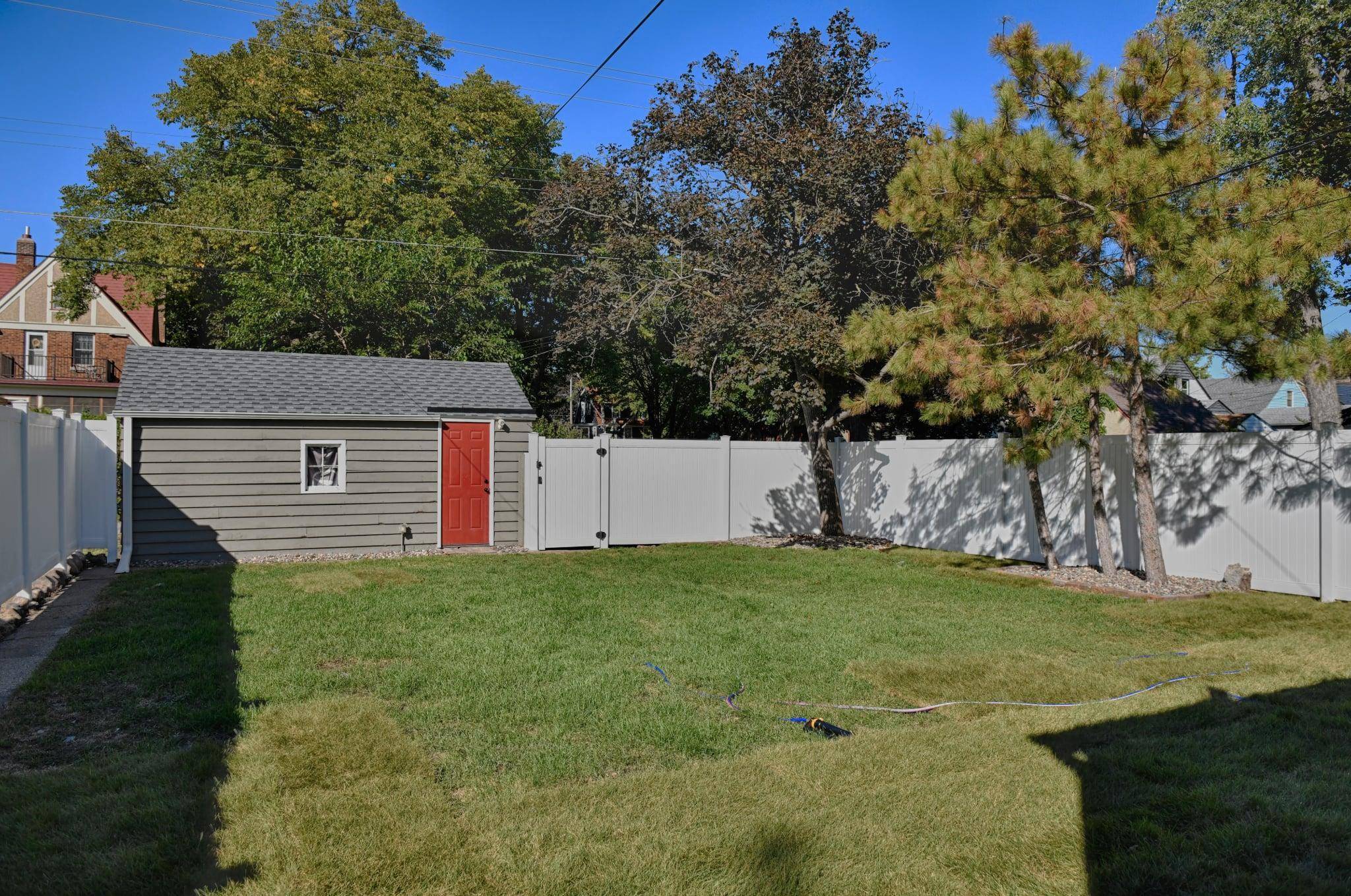 755 Cottage AVE E, Saint Paul, MN 55106
