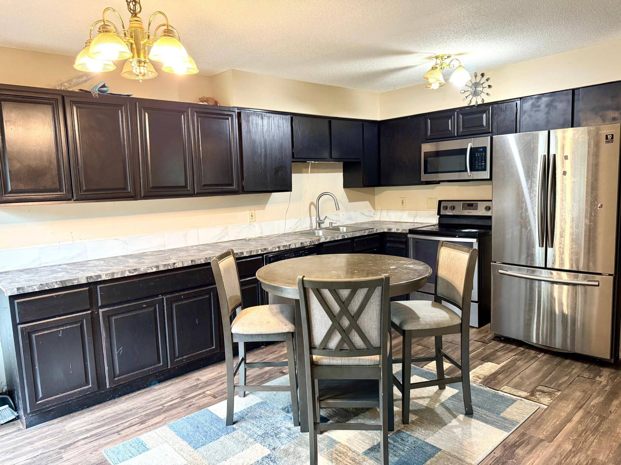10498 Yorktown LN N, Maple Grove, MN 55369