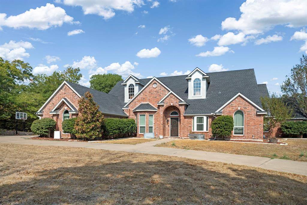 767 Farrar Road, Waxahachie, TX 75165
