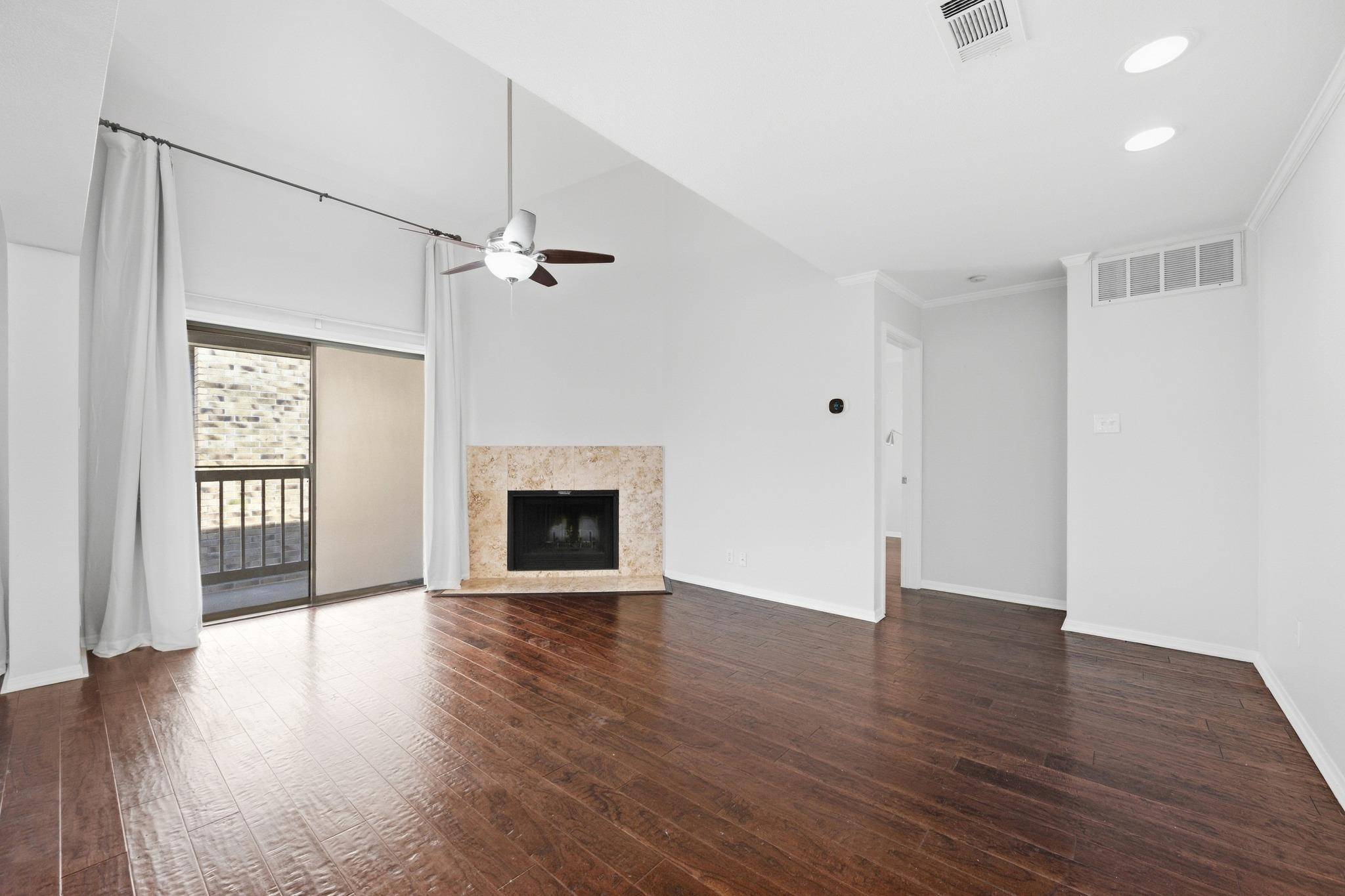8888 Tallwood DR #1306, Austin, TX 78759
