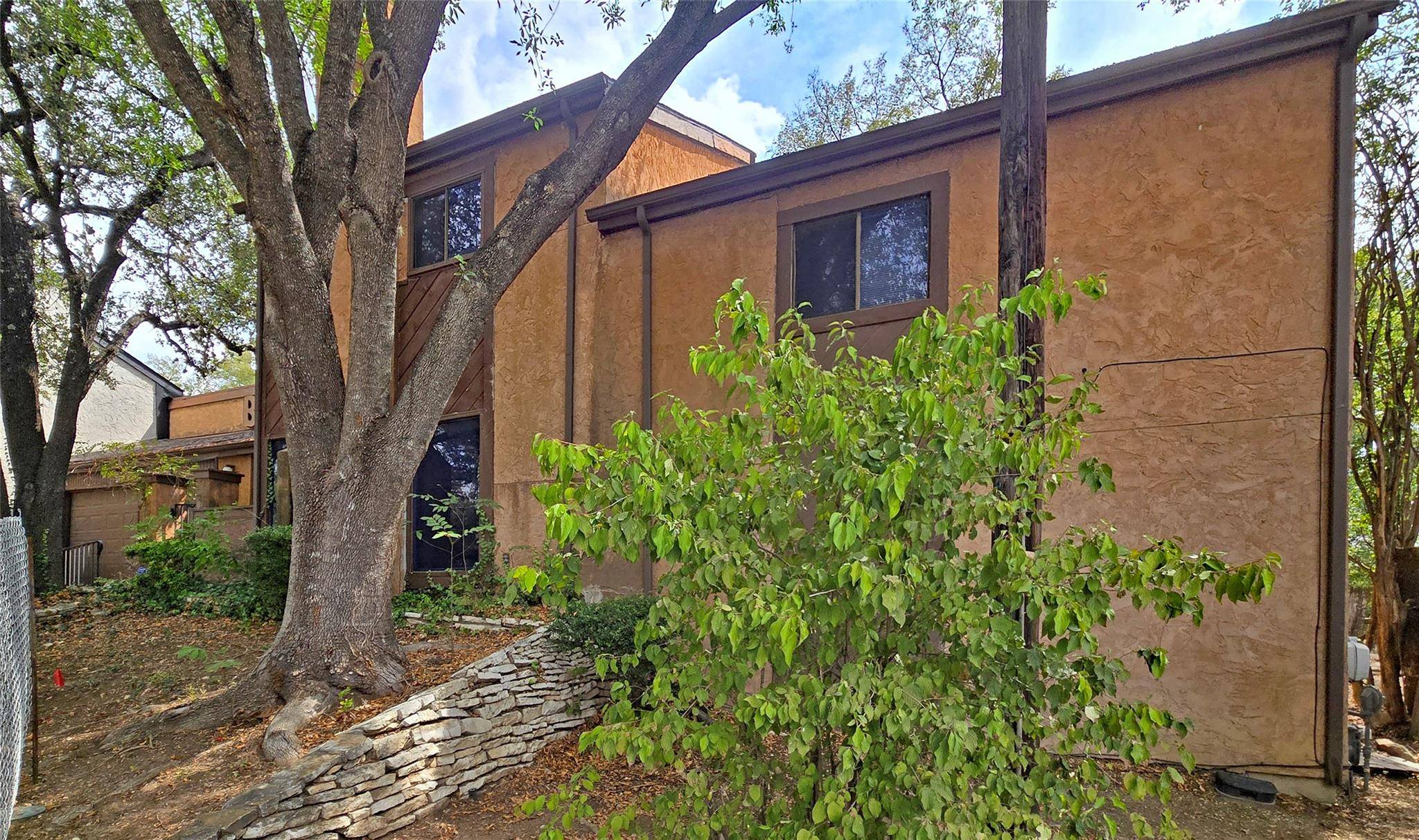 8801 Merion CIR, Austin, TX 78754