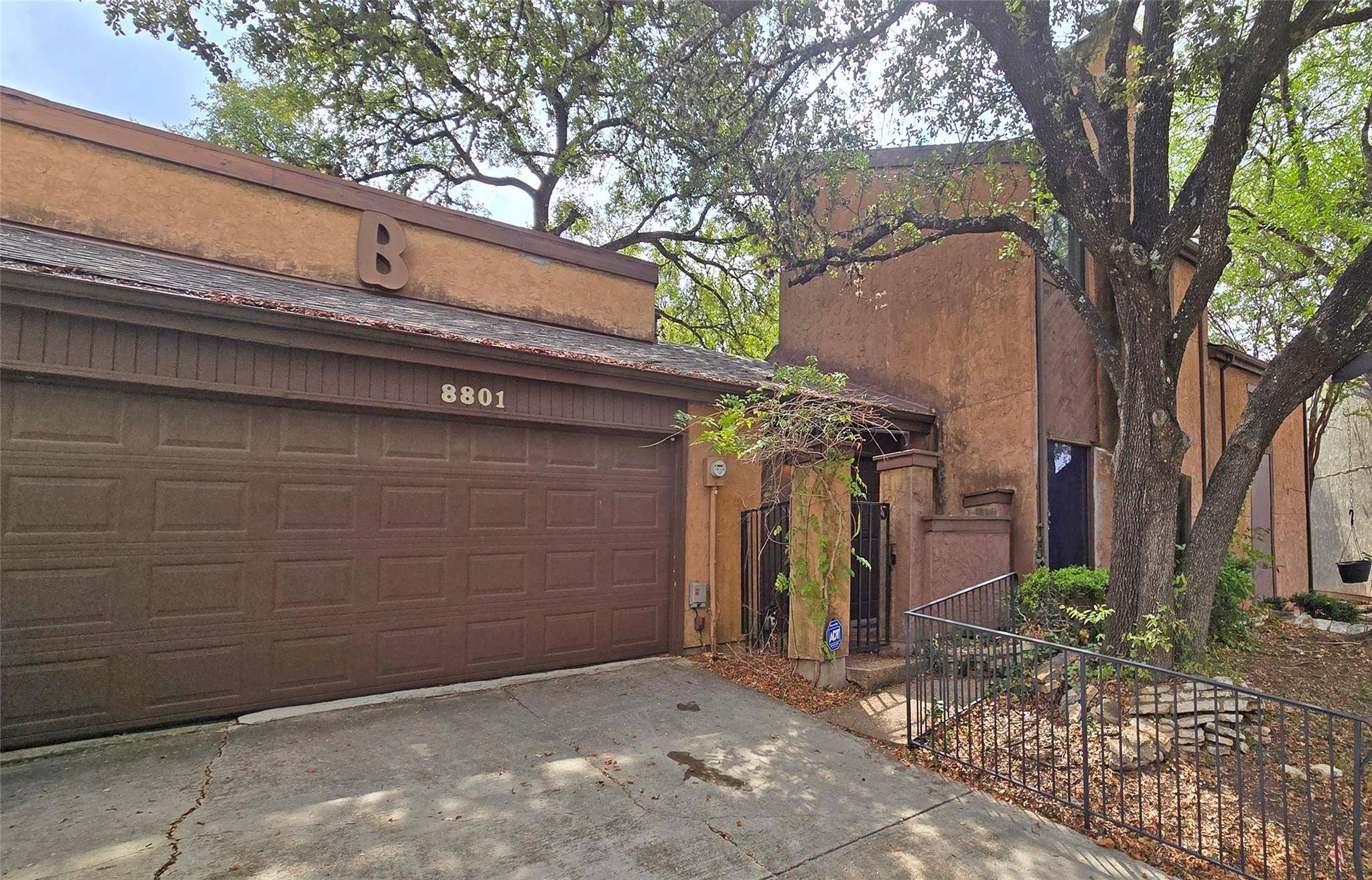 8801 Merion CIR, Austin, TX 78754