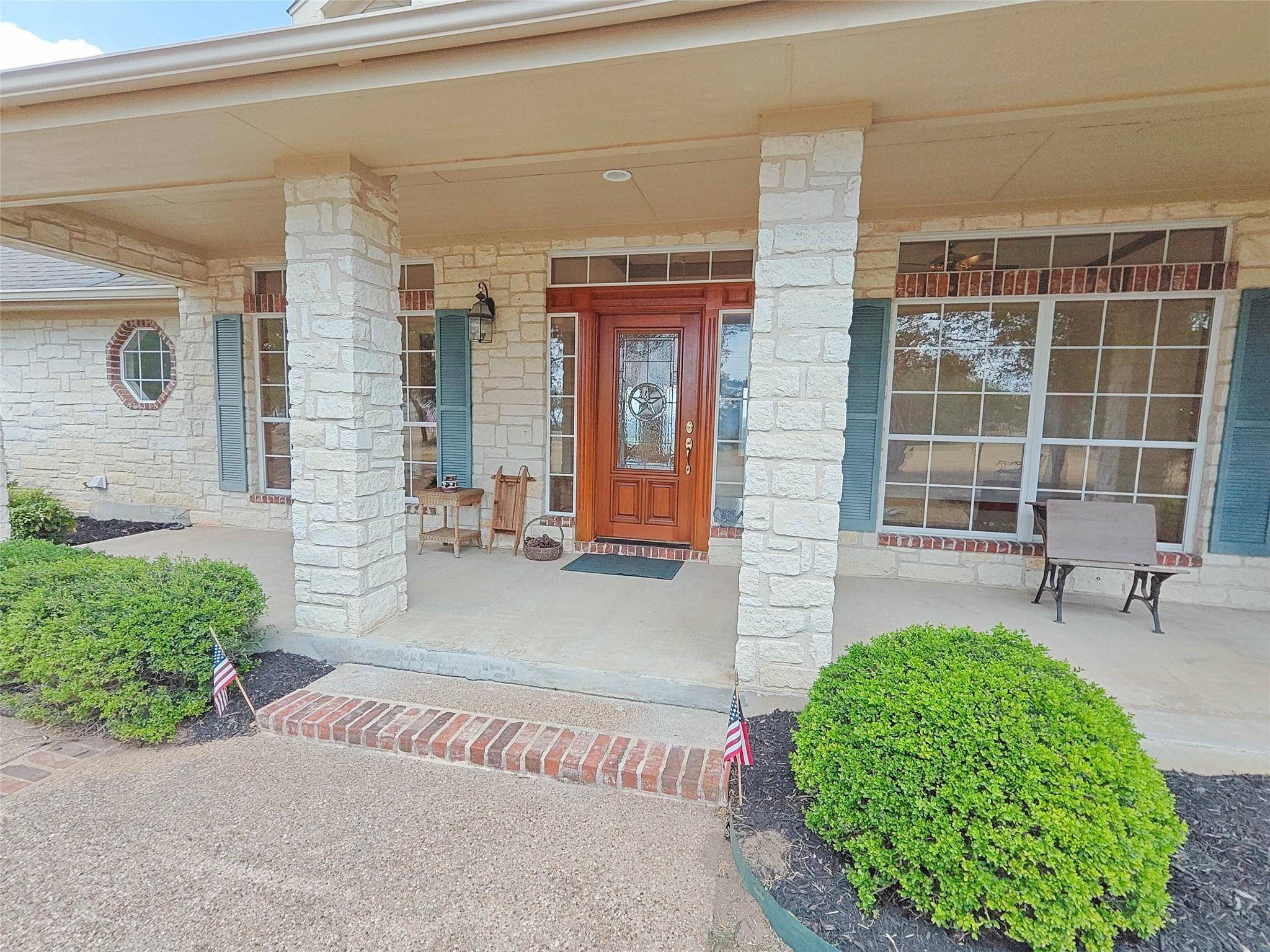 18100 N Rim DR, Leander, TX 78641