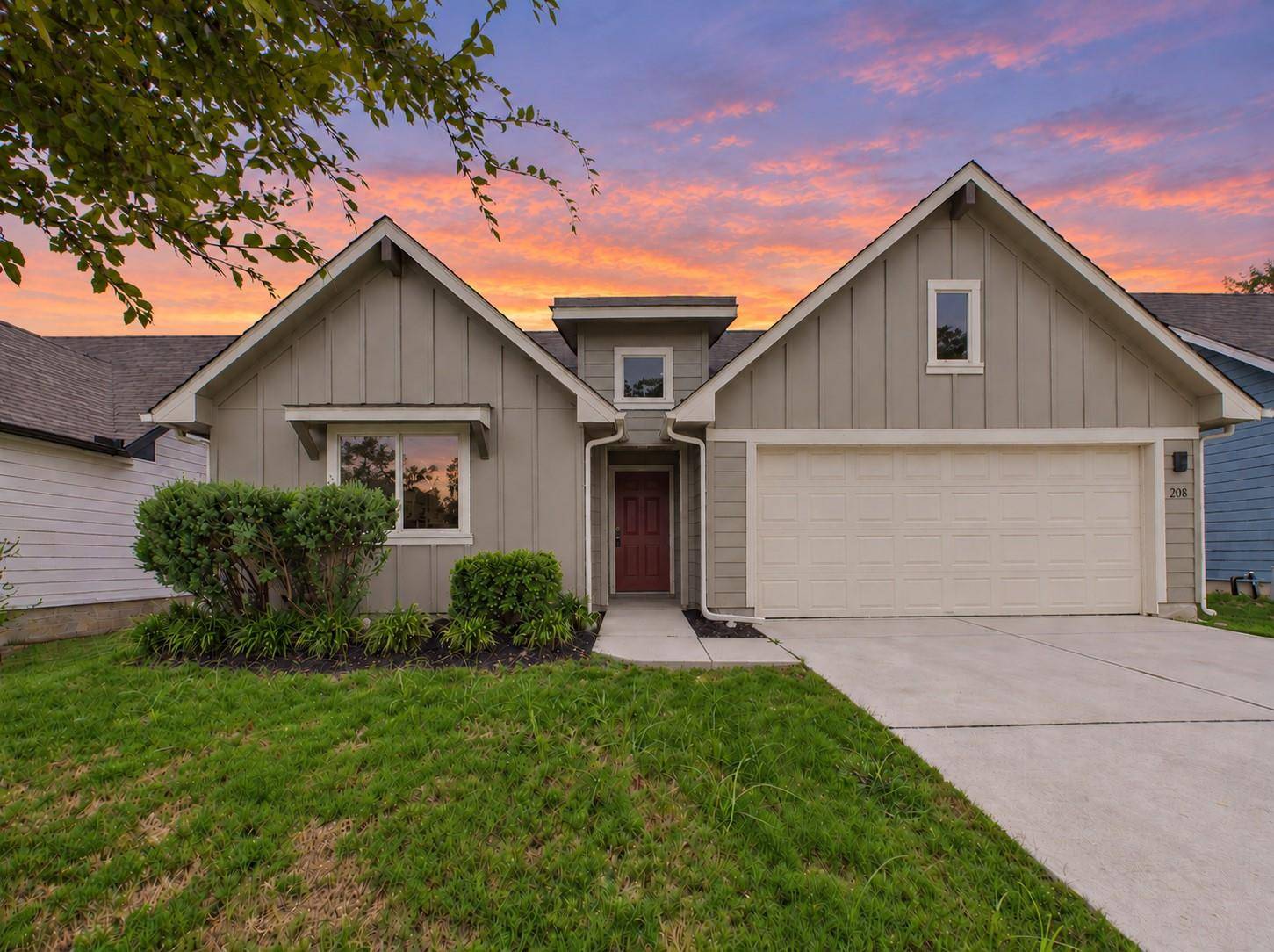 208 Ida LOOP, Seguin, TX 78155