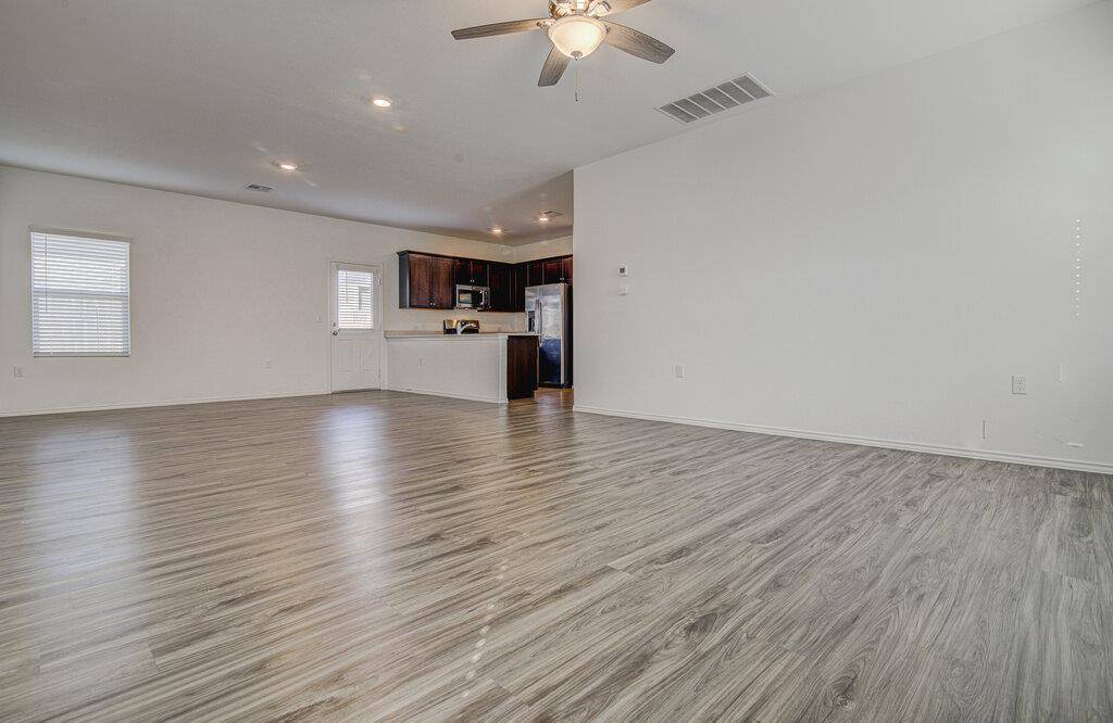 14112 Lyndora LN, Pflugerville, TX 78660
