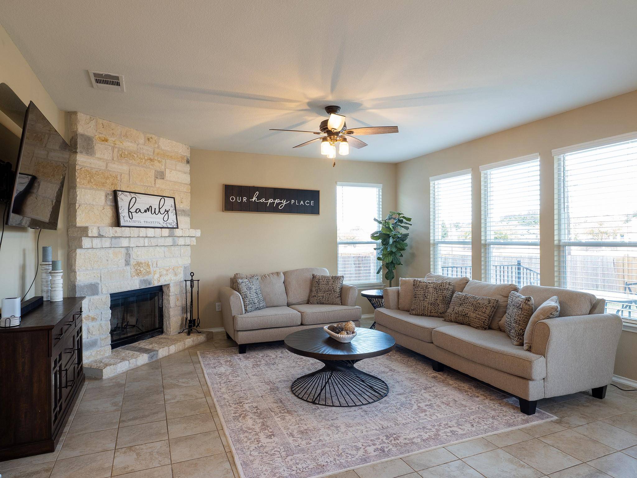 104 Rocroi DR, Georgetown, TX 78626