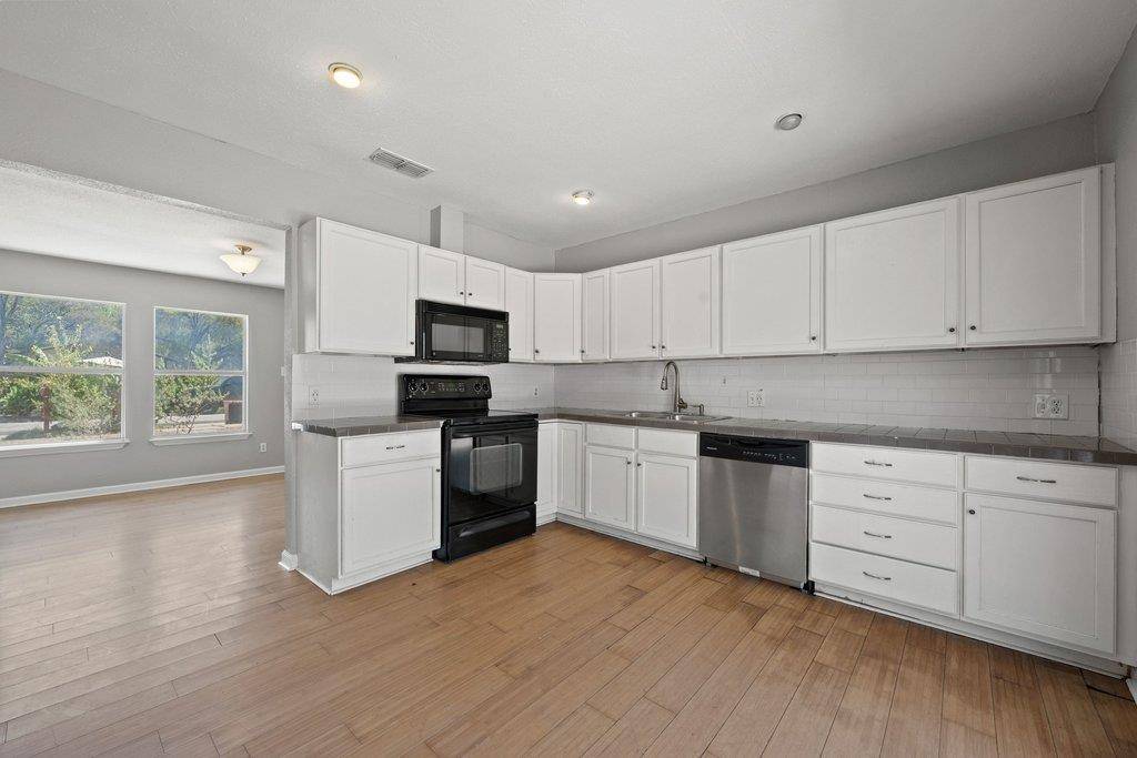 1304 Lily TER, Austin, TX 78741