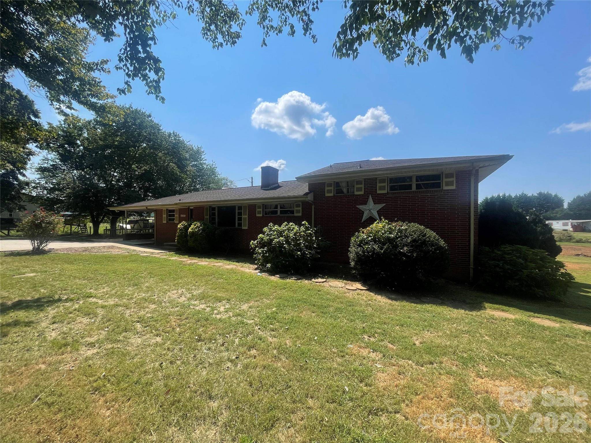 6345 Woodleaf RD, Woodleaf, NC 27054
