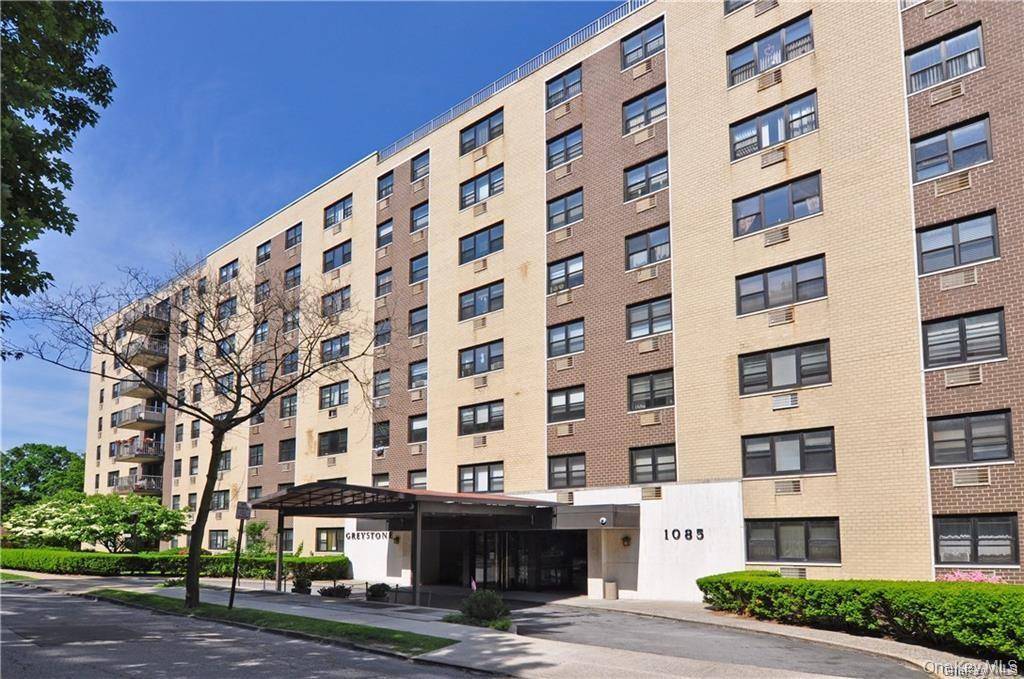 1085 Warburton AVE #820, Yonkers, NY 10701