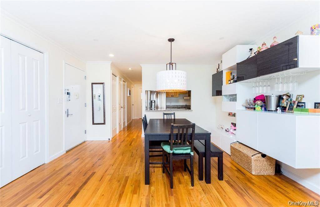 3800 Blackstone AVE #2S, Bronx, NY 10463