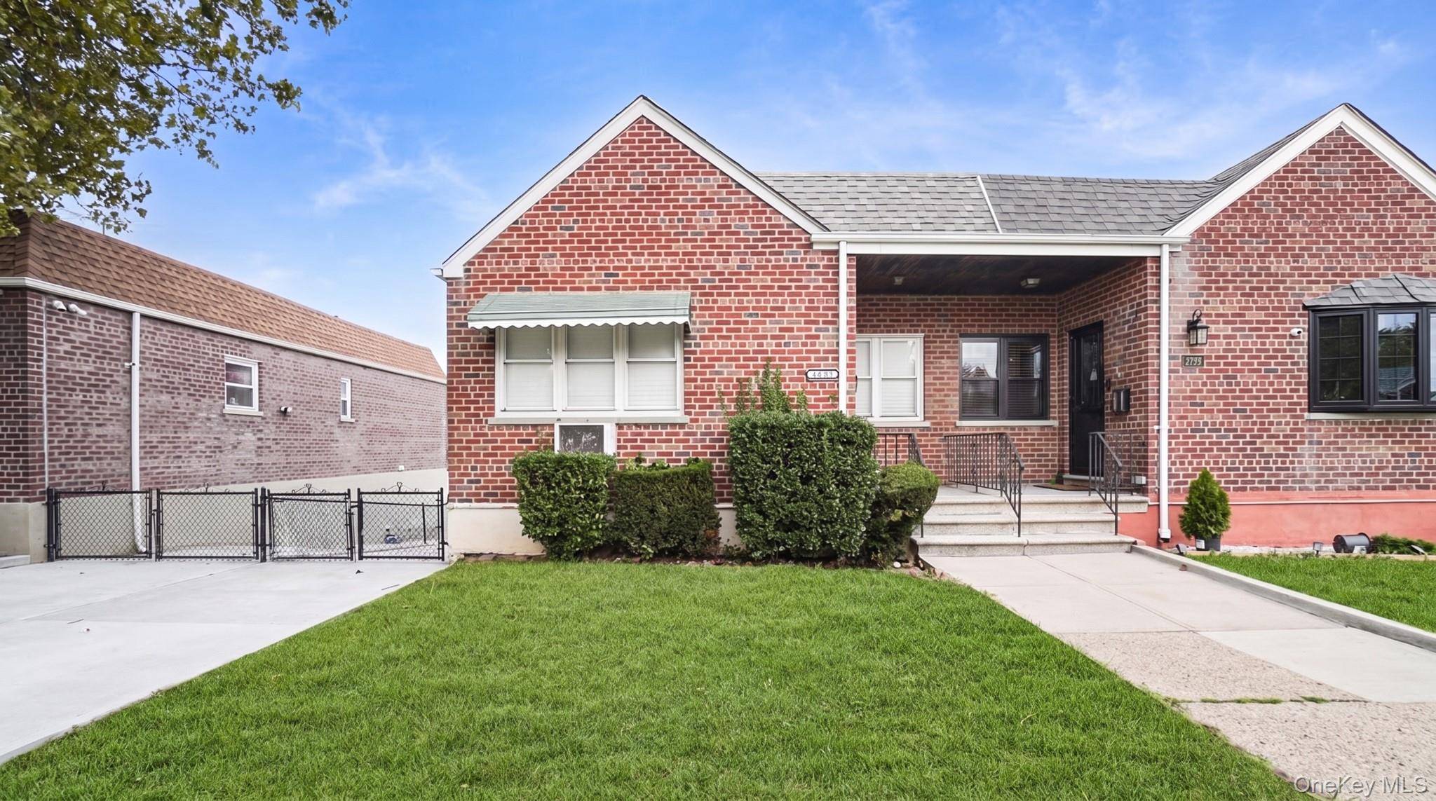 1008 Huntington AVE, Bronx, NY 10465