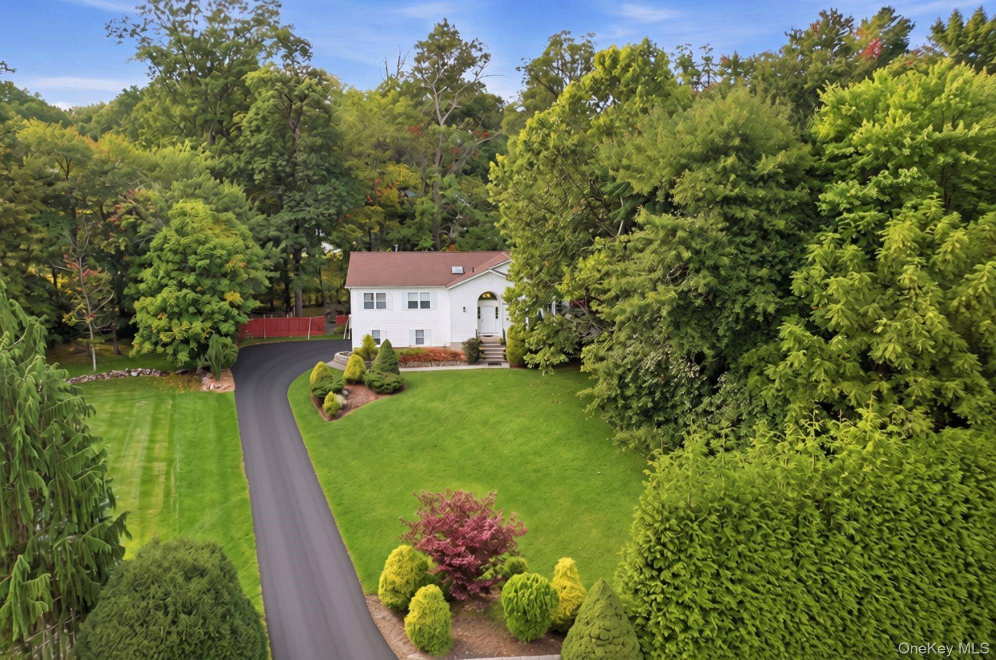 15 Aron CT, Spring Valley, NY 10977