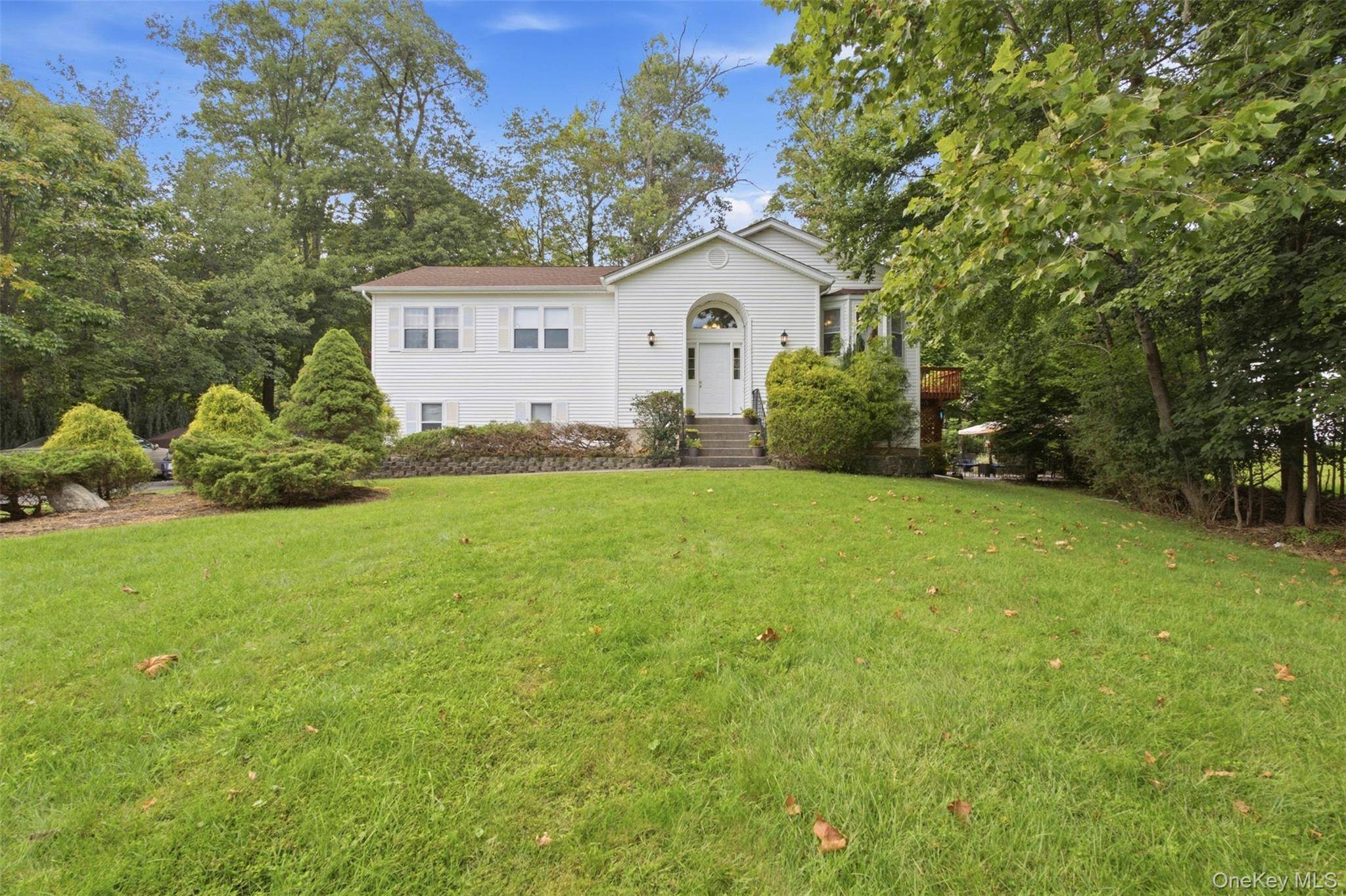 15 Aron CT, Spring Valley, NY 10977