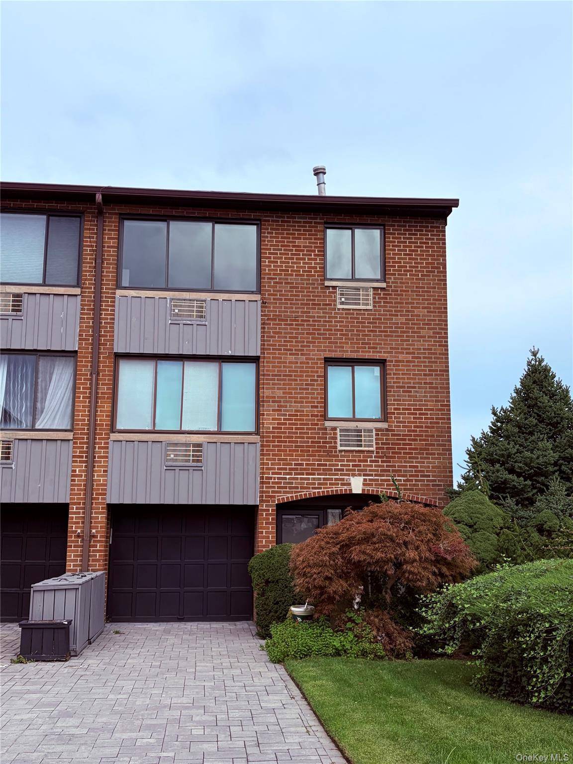 15419 Riverside DR #24B, Beechhurst, NY 11357