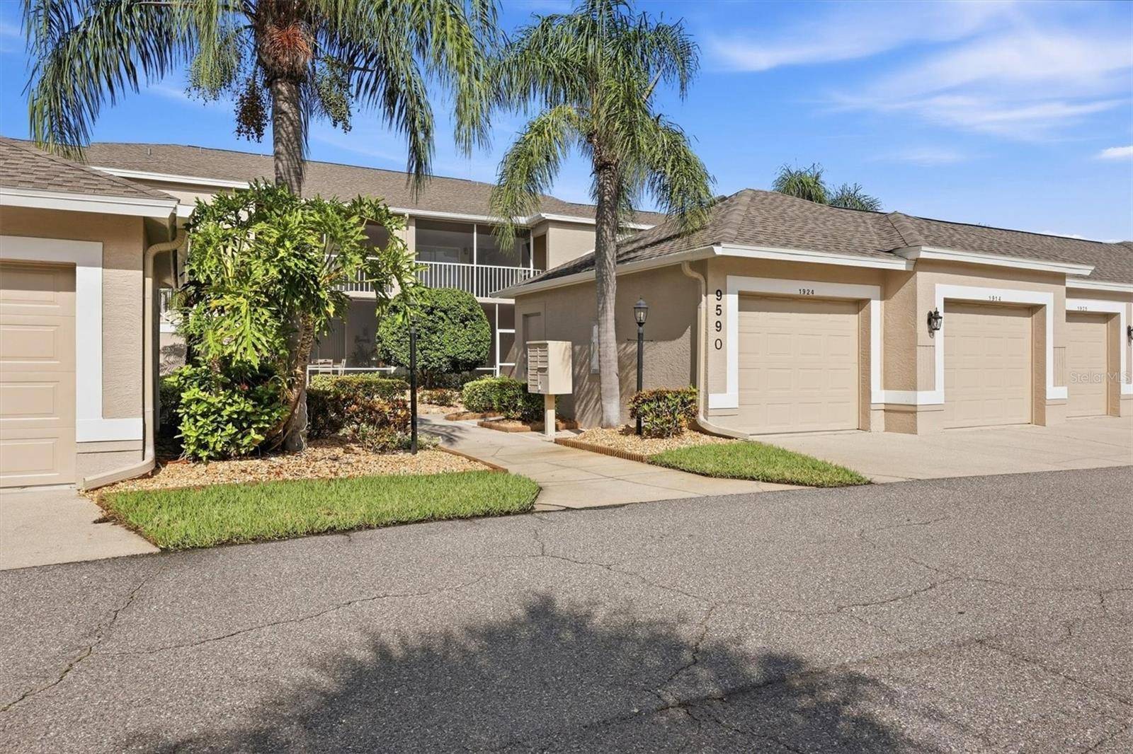 9590 HIGH GATE DR #1912, Sarasota, FL 34238