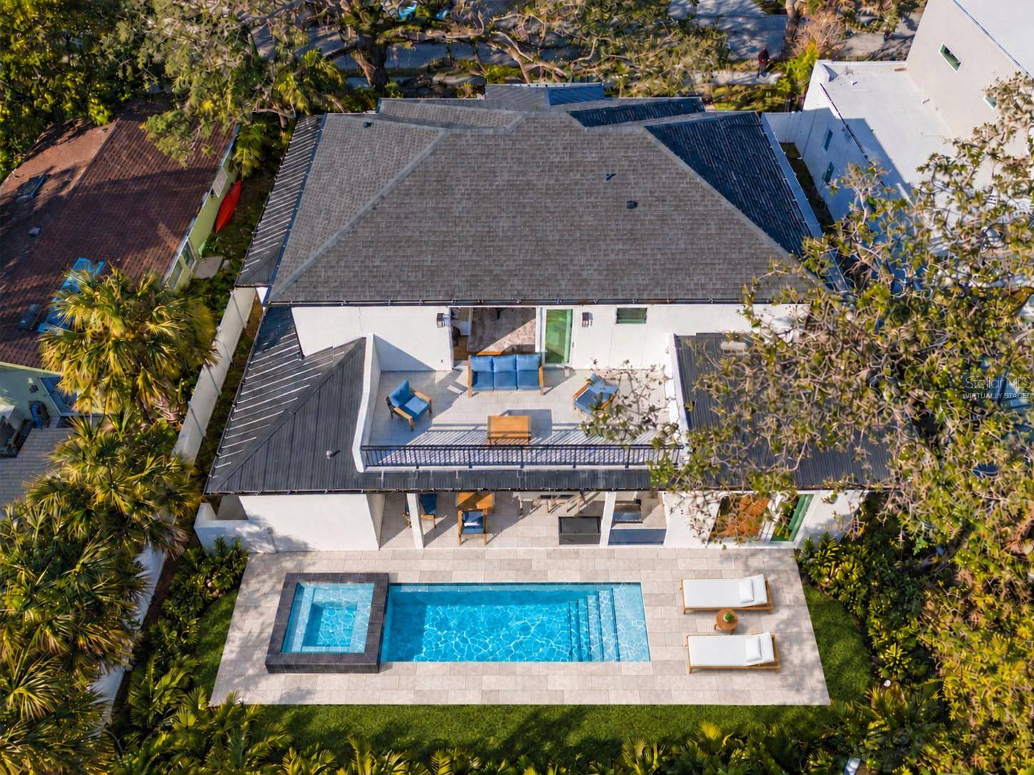 2420 FLOYD ST, Sarasota, FL 34239