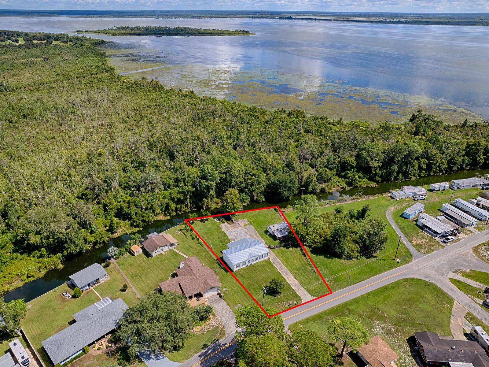 5417 EAGLES NEST RD, Fruitland Park, FL 34731