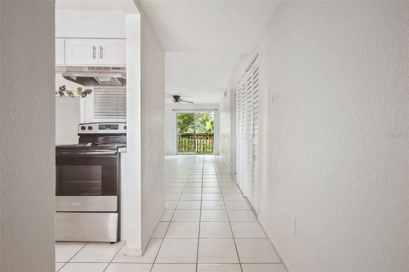 2856 N POWERS DR #115, Orlando, FL 32818