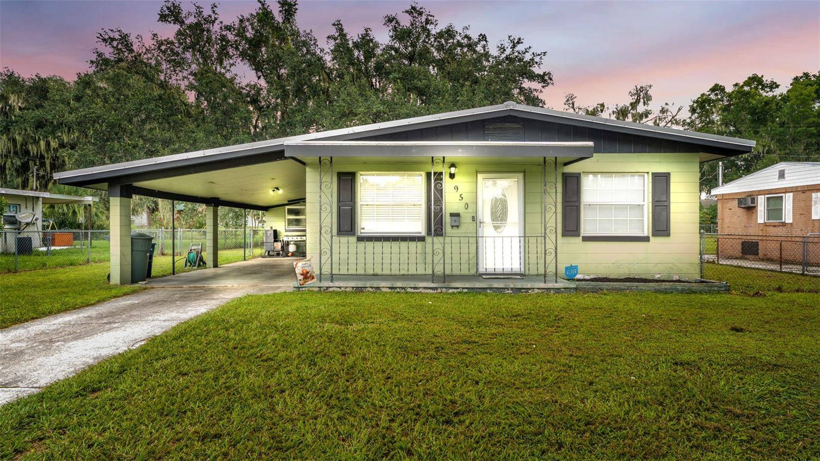 950 E LAKE DR, Bartow, FL 33830