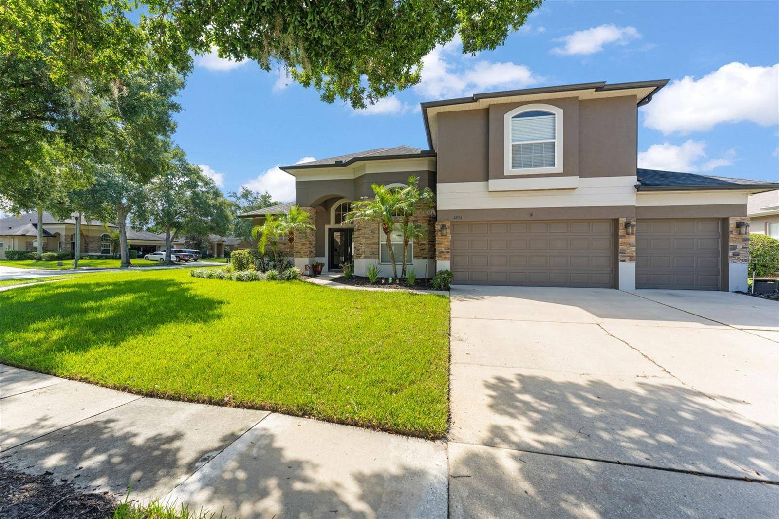 3833 EMERALD ESTATES CIR, Apopka, FL 32703