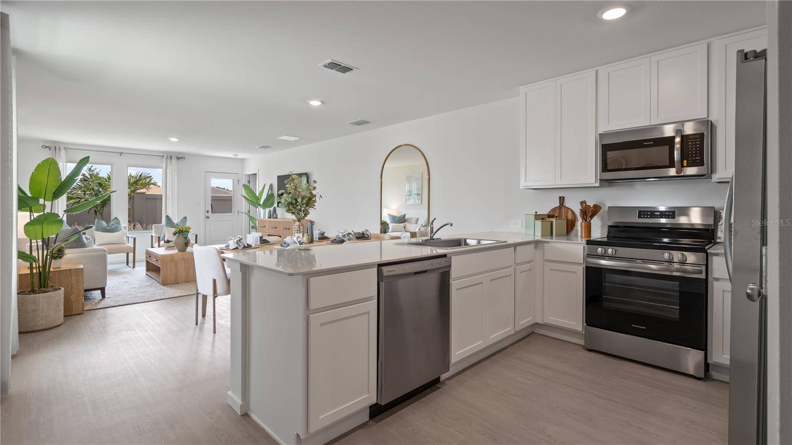 265 CERAMIC CT, Groveland, FL 34736