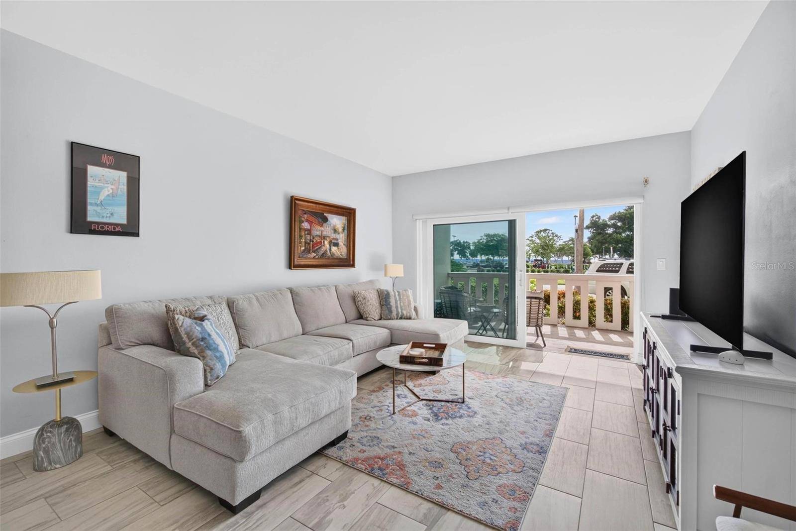 1200 N SHORE DR NE #104, St Petersburg, FL 33701
