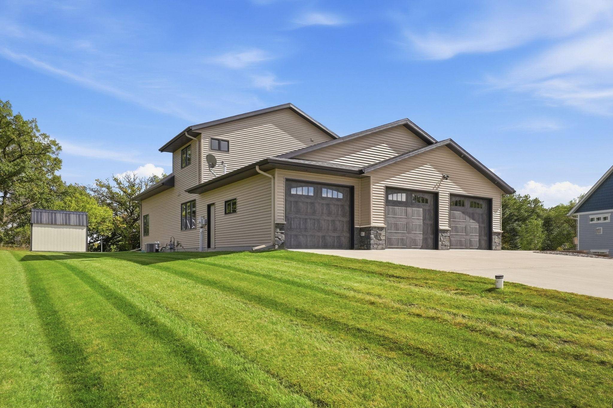 4625 Redbird LN SE, Alexandria, MN 56308