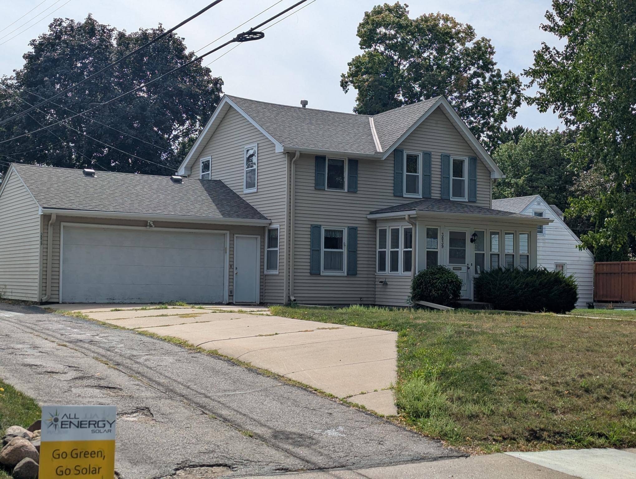 3039 E 45th ST, Minneapolis, MN 55406