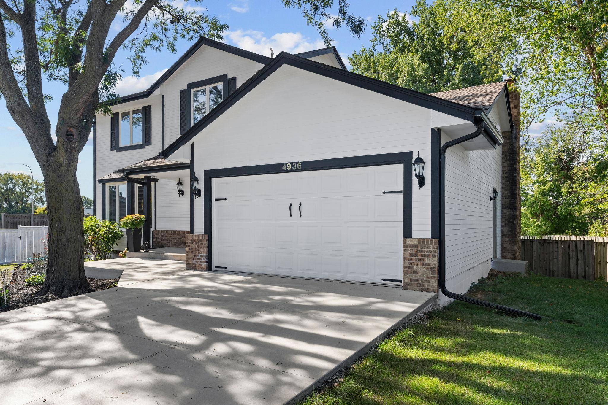 4936 Poppy LN, Edina, MN 55435