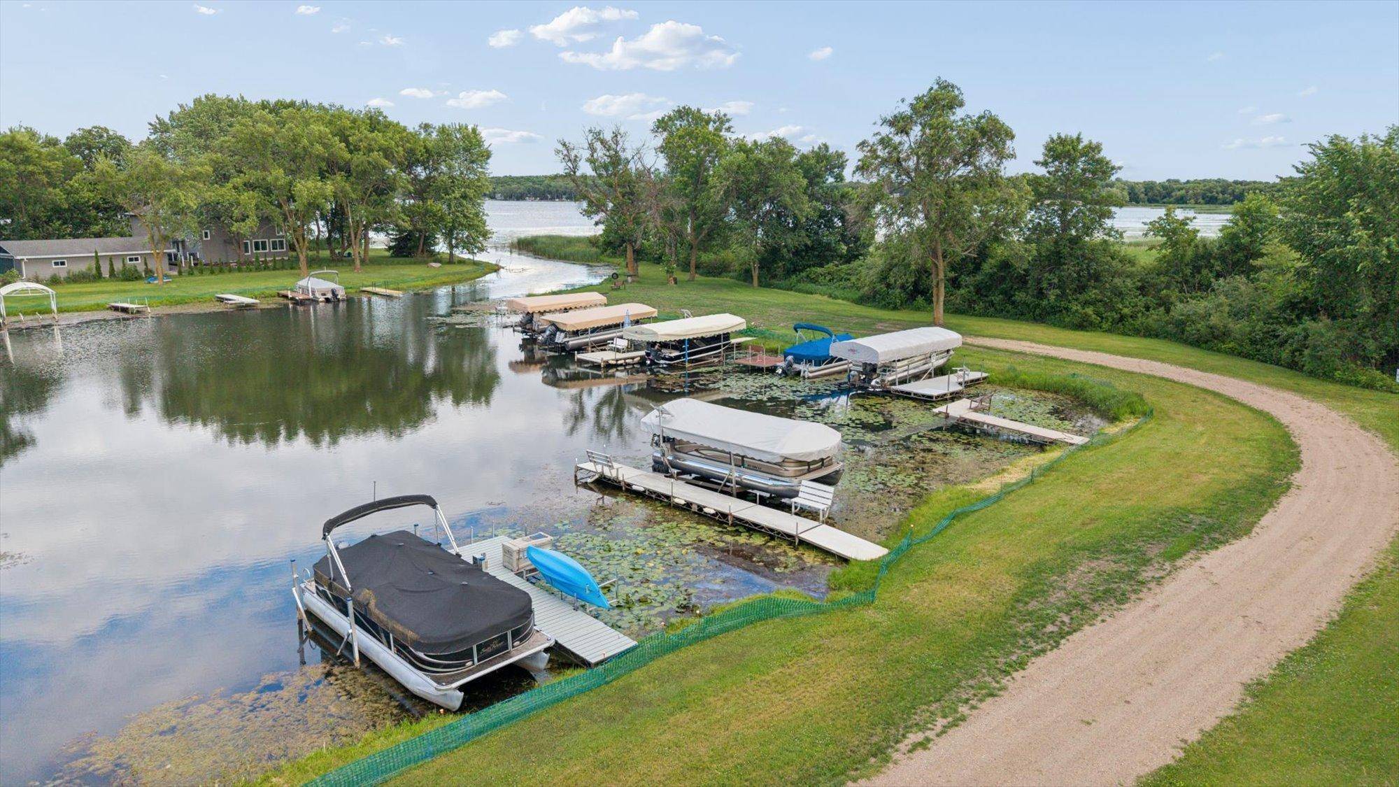 8173 112th ST NW, Annandale, MN 55302