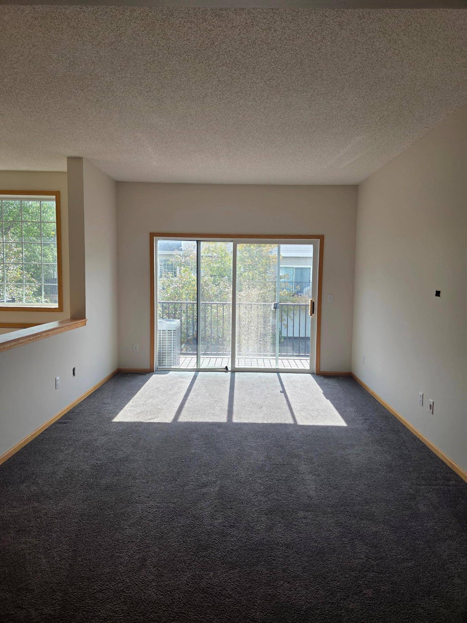 2387 Eagle Trace LN, Woodbury, MN 55129