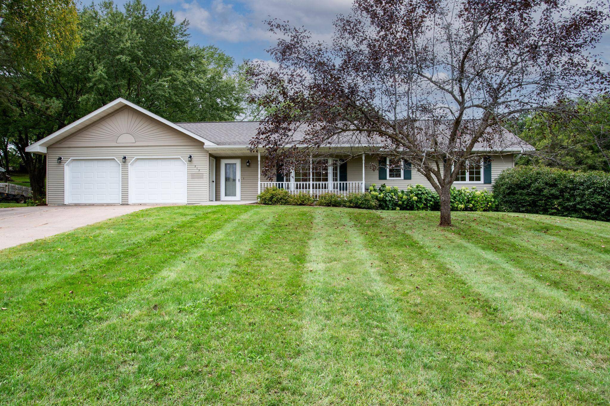 215 Division ST, Woodville, WI 54028