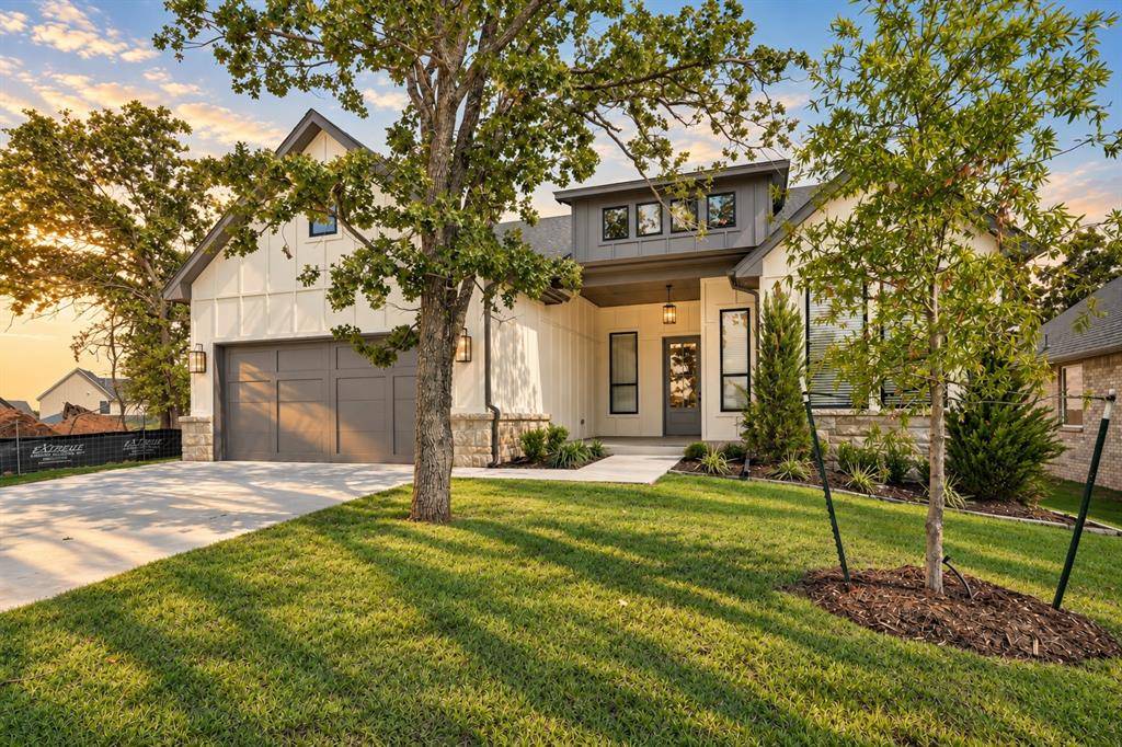 3349 Bourgogne ST, Edmond, OK 73034