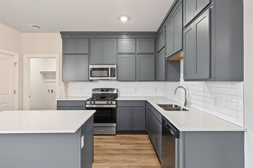 441 Stella TRL, Guthrie, OK 73044