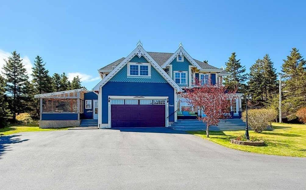 98 Greens Road, Bay Roberts, NL A0A 1G0