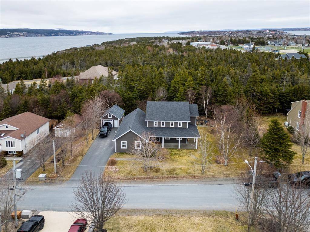 19 Heneys Pond Road, Bay Roberts, NL A0A 1G0