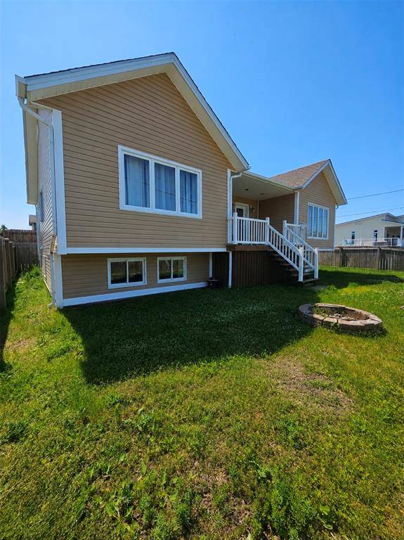 172 Central Street, Bay Roberts, NL A0A 1G0