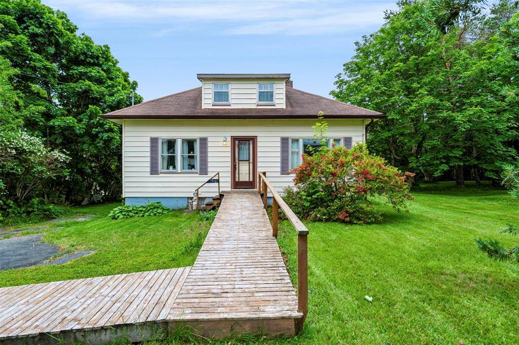 59-65 Cross Road, Bay Roberts, NL A0A 1G0