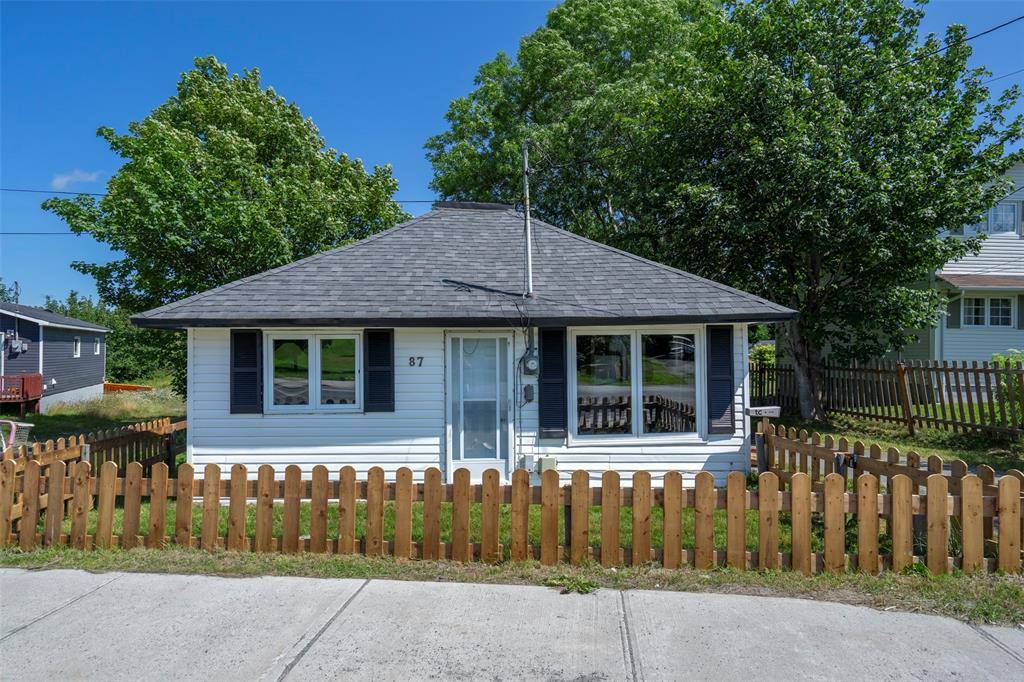 87 Conception Bay Highway, Bay Roberts, NL A0A 1G0