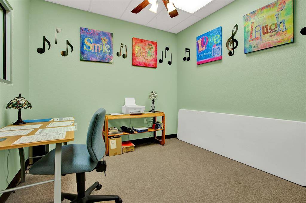 680 FM 120 #100, Pottsboro, TX 75076