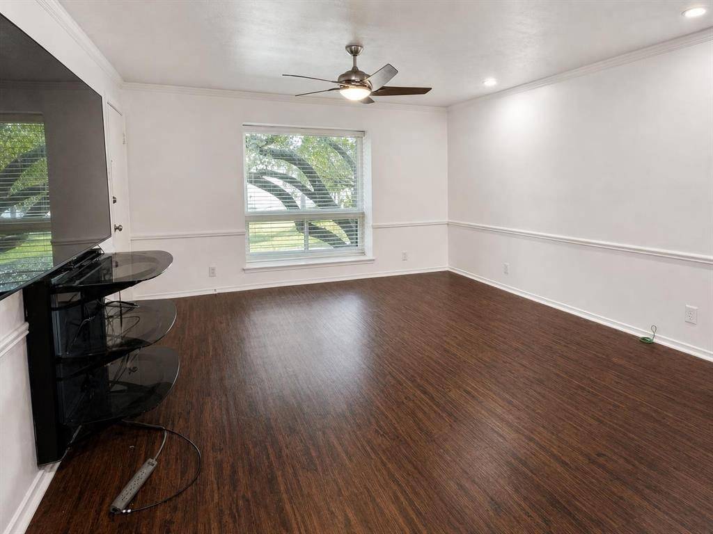 10029 Regal Park Lane #212, Dallas, TX 75230