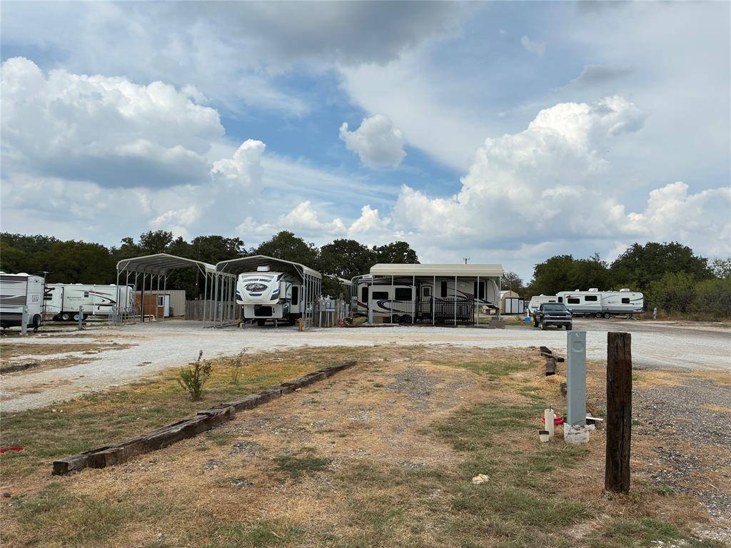 431 Hcr 2105 Loop N, Whitney, TX 76692