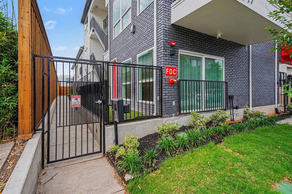 2217 N Fitzhugh Avenue #203, Dallas, TX 75204