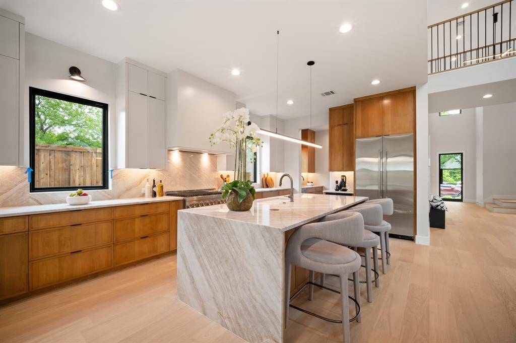 4241 Somerville Avenue, Dallas, TX 75206