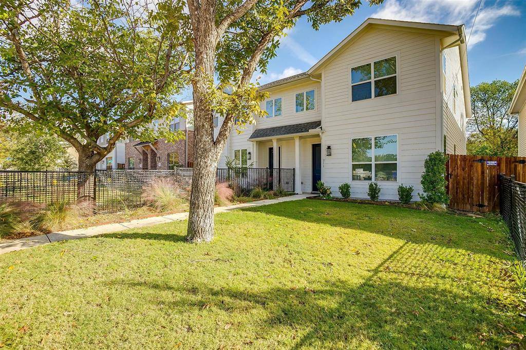 211 Athenia Drive, Fort Worth, TX 76114