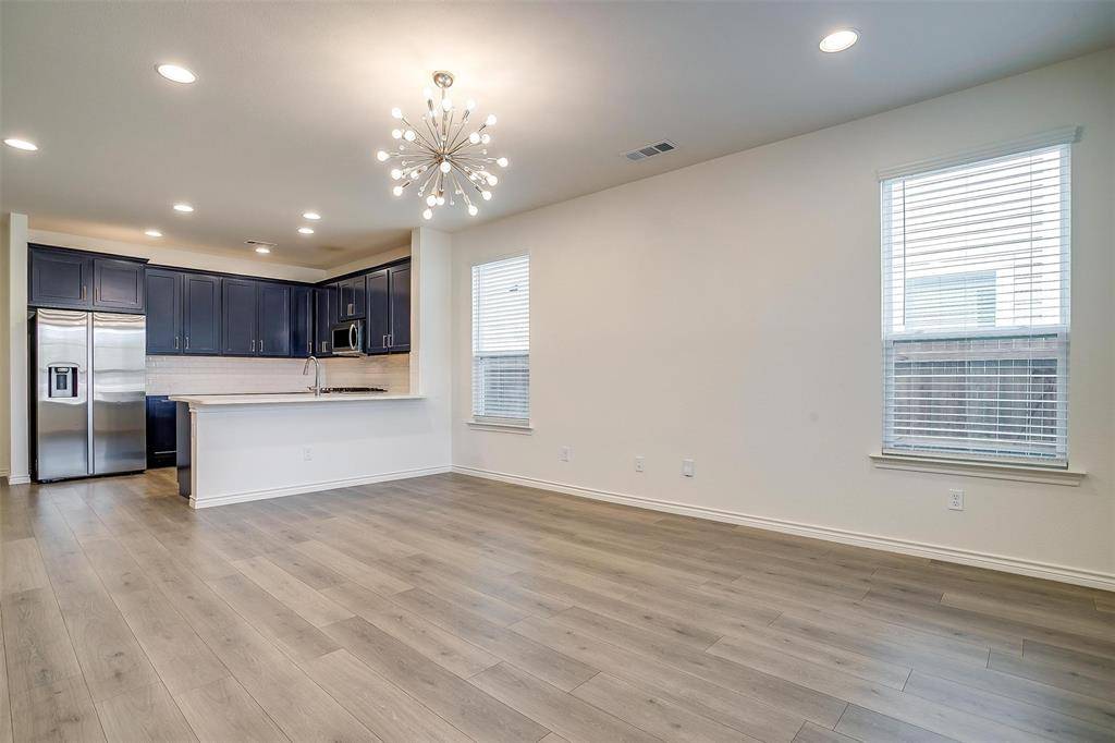 211 Athenia Drive, Fort Worth, TX 76114