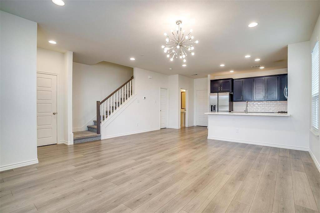 211 Athenia Drive, Fort Worth, TX 76114