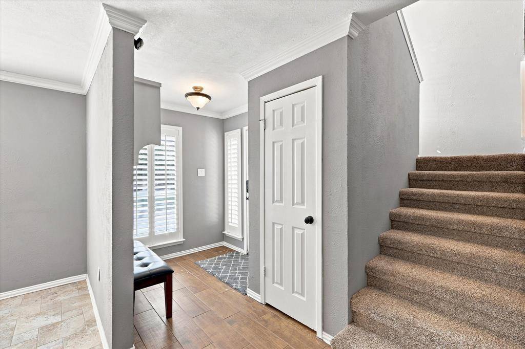 12919 Woodbend Lane, Dallas, TX 75243