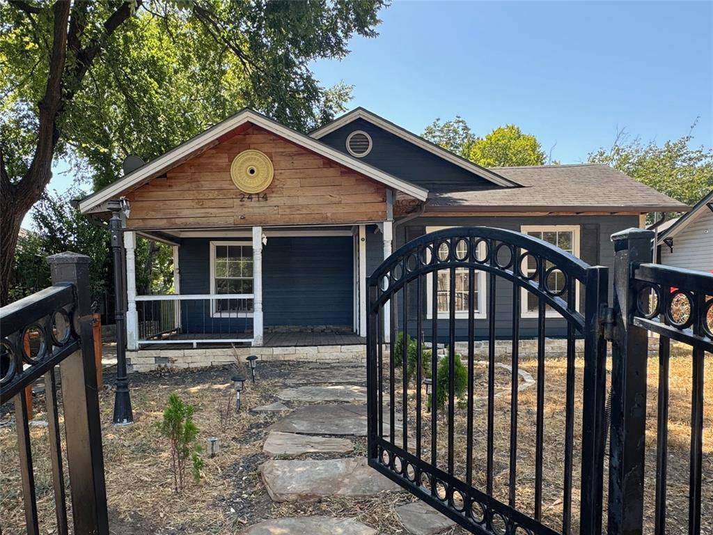 2414 Brandon Street, Dallas, TX 75211